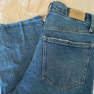 Abercrombie Ankle Straight Ultra High Rise